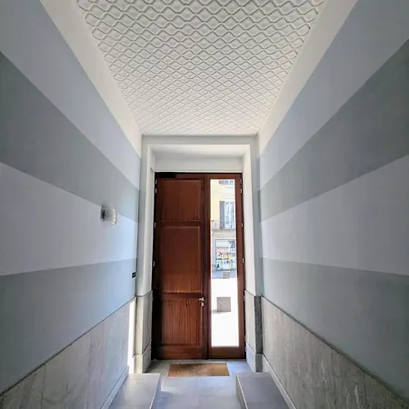 Domus Aurea Апартаменты *